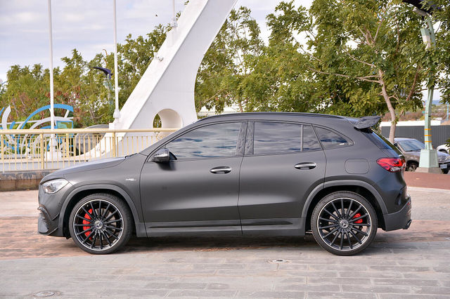 M-BENZ賓士 GLA45 AMG  第8張相片