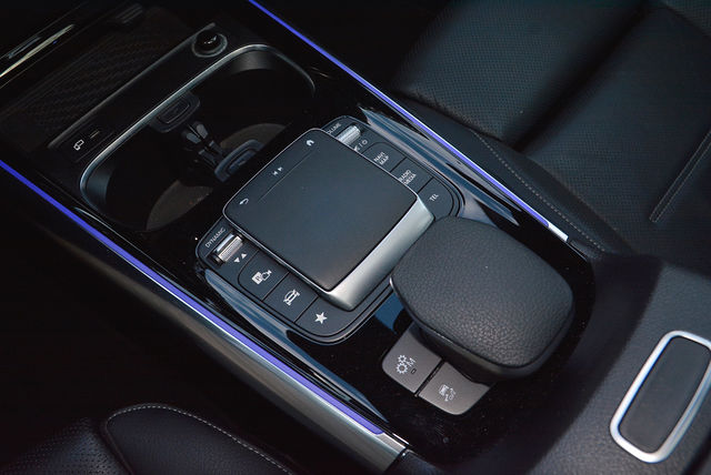 M-BENZ賓士 GLA45 AMG  第18張相片