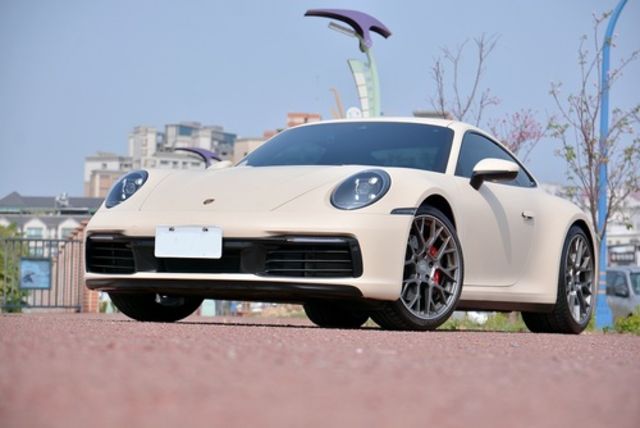 Porsche 保時捷 911 TURBO  第8張相片