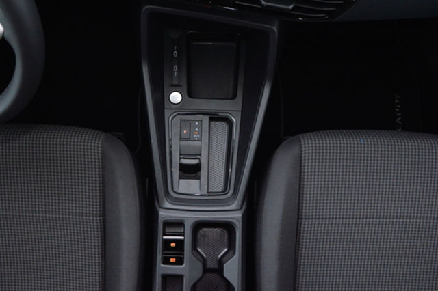 VOLKSWAGEN福斯 CADDY  第17張相片