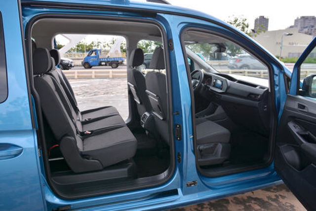 VOLKSWAGEN福斯 CADDY  第18張相片