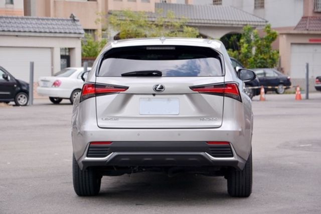 LEXUS凌志 NX200  第4張相片