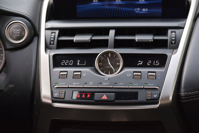 LEXUS凌志 NX200  第15張相片