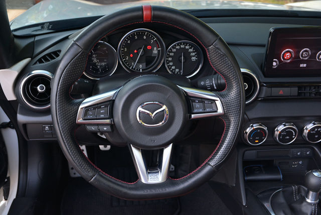 MAZDA馬自達 MX-5  第16張相片