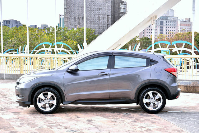 HONDA本田 HR-V  第7張相片