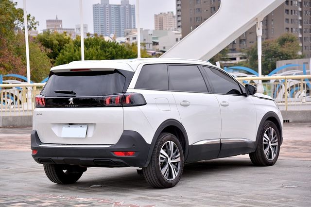 PEUGEOT寶獅 5008  第2張相片