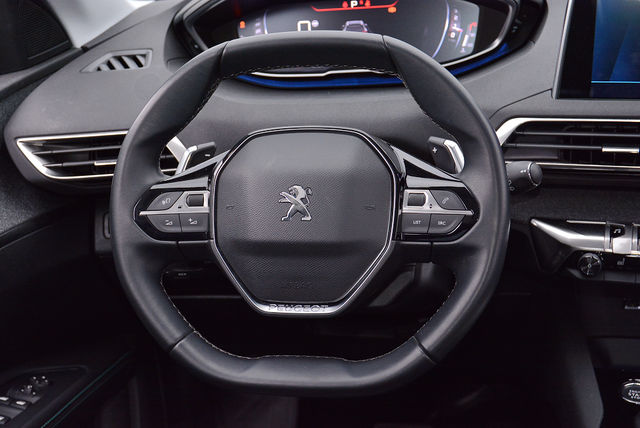 PEUGEOT寶獅 5008  第11張相片