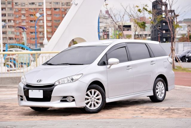 TOYOTA豐田 WISH  第1張相片