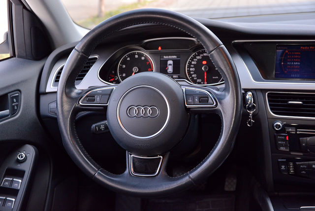 AUDI奧迪 A4 AVANT  第13張相片