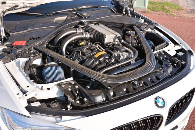 BMW寶馬 M4 CONVERTIBLE  第19張相片