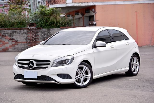 M-BENZ賓士 A180  第1張相片