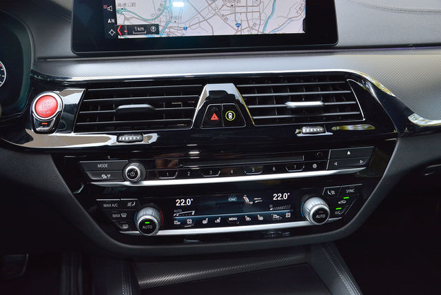 BMW寶馬 M5 SEDAN  第17張相片