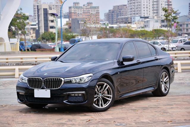 BMW寶馬 750I  第1張相片