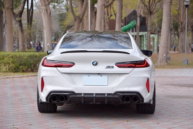 BMW寶馬 M8 COUPE  第4張相片
