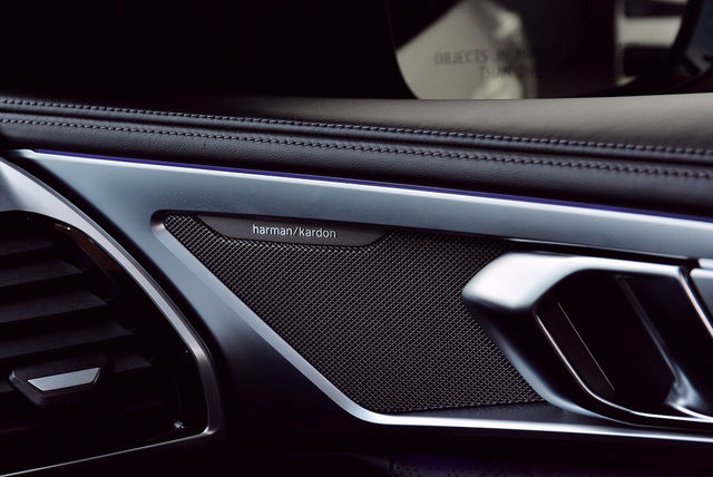 BMW寶馬 M8 COUPE  第13張相片