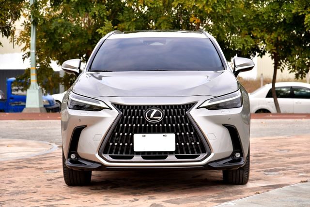 LEXUS凌志 NX350H  第3張相片