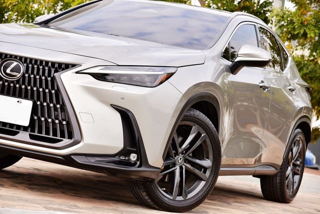 LEXUS凌志 NX350H  第6張相片