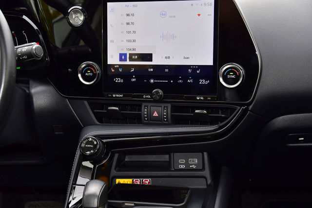 LEXUS凌志 NX350H  第16張相片