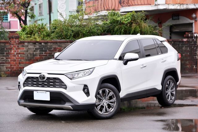 TOYOTA豐田 RAV4  第1張相片