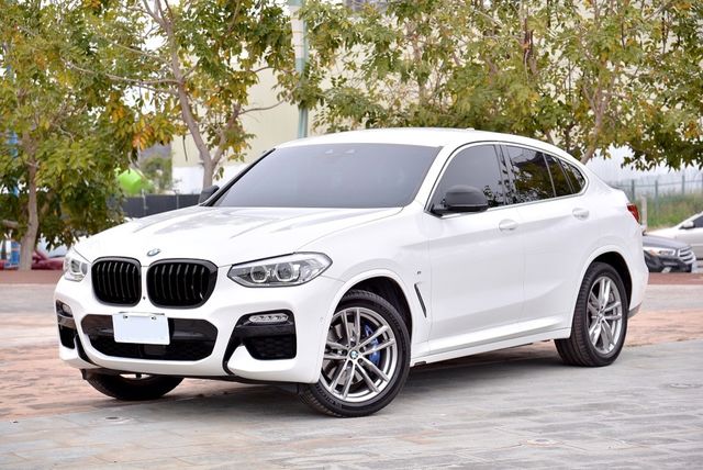 BMW寶馬 X4 XDRIVE30I  第1張相片