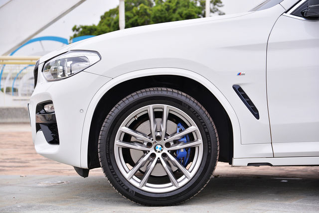 BMW寶馬 X4 XDRIVE30I  第5張相片