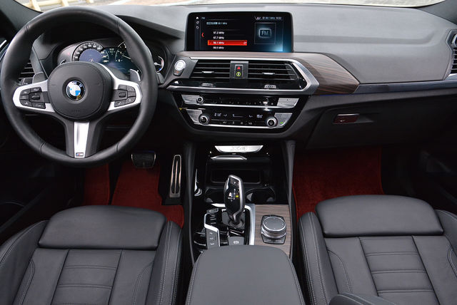 BMW寶馬 X4 XDRIVE30I  第12張相片