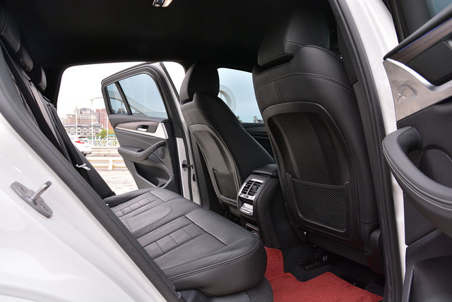 BMW寶馬 X4 XDRIVE30I  第16張相片