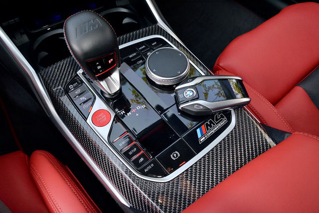 BMW寶馬 M4 COUPE  第17張相片
