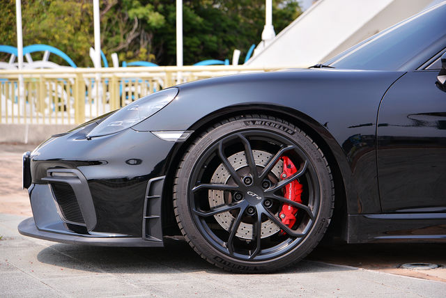 PORSCHE保時捷 CAYMAN  第5張相片