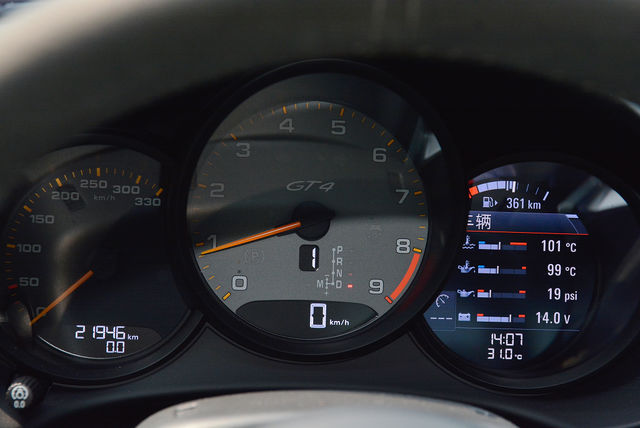 PORSCHE保時捷 CAYMAN  第13張相片