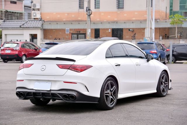 M-BENZ賓士 CLA250  第2張相片