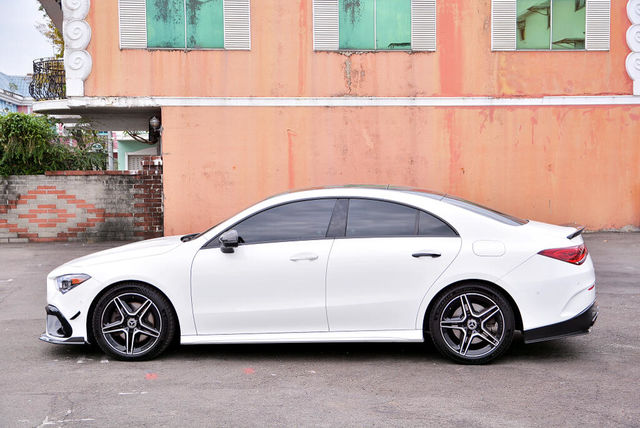 M-BENZ賓士 CLA250  第9張相片