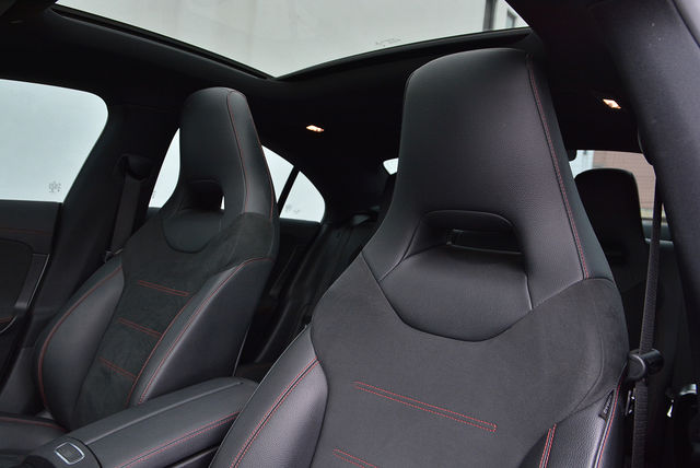 M-BENZ賓士 CLA250  第10張相片