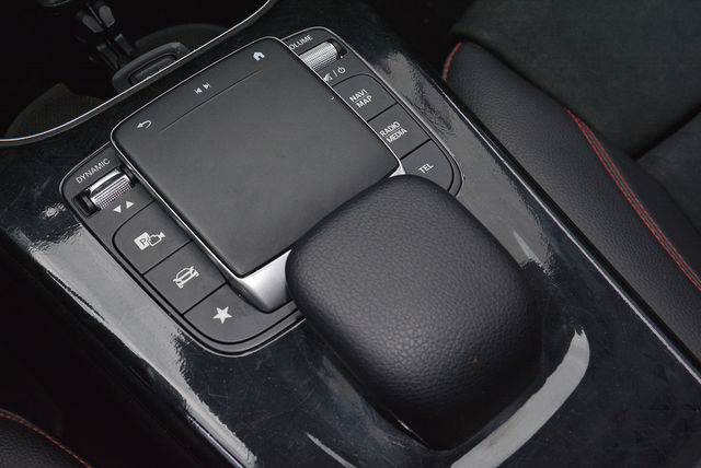 M-BENZ賓士 CLA250  第15張相片