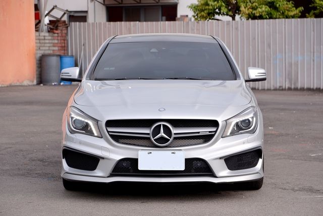 M-BENZ賓士 CLA45 AMG  第3張相片