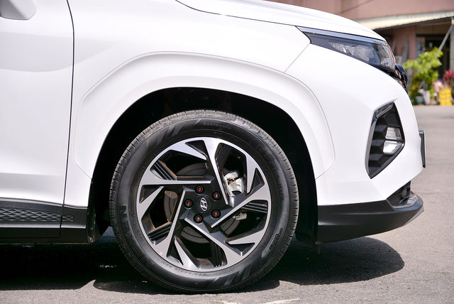 HYUNDAI現代 CUSTIN  第5張相片