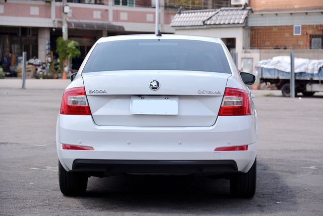 SKODA司科達 OCTAVIA  第4張相片