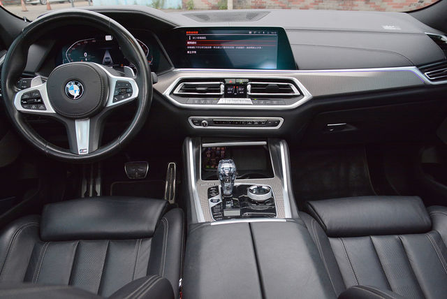 BMW寶馬 X6 XDRIVE40I  第12張相片