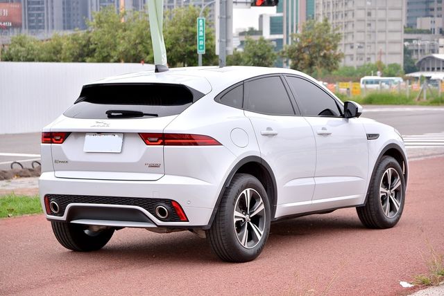 JAGUAR捷豹 E-PACE  第2張相片