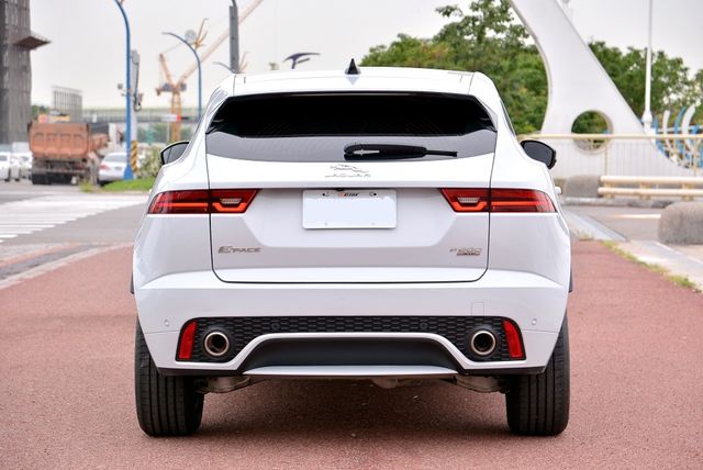 JAGUAR捷豹 E-PACE  第4張相片