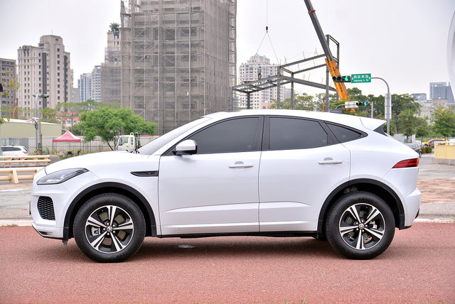JAGUAR捷豹 E-PACE  第8張相片