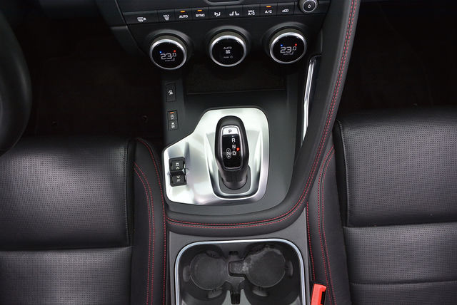 JAGUAR捷豹 E-PACE  第15張相片