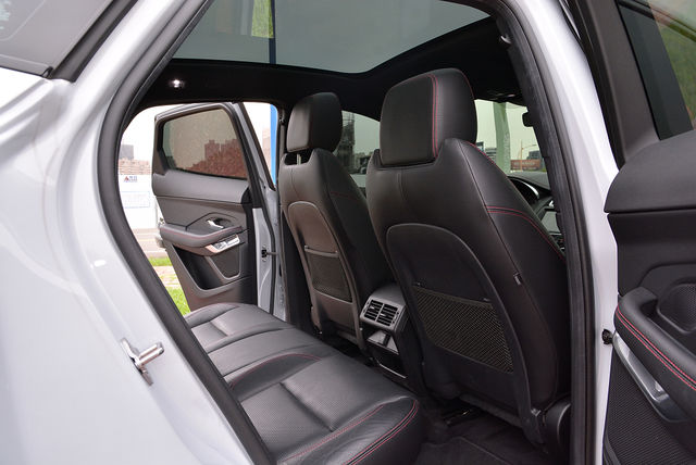 JAGUAR捷豹 E-PACE  第18張相片