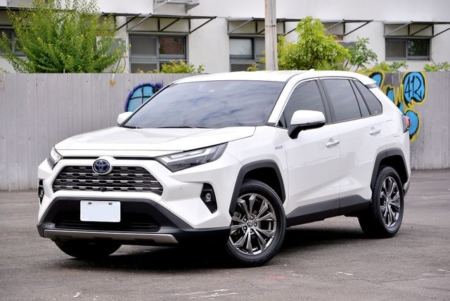 TOYOTA豐田 RAV4  第1張相片