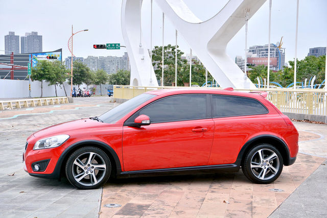 VOLVO富豪 C30  第7張相片