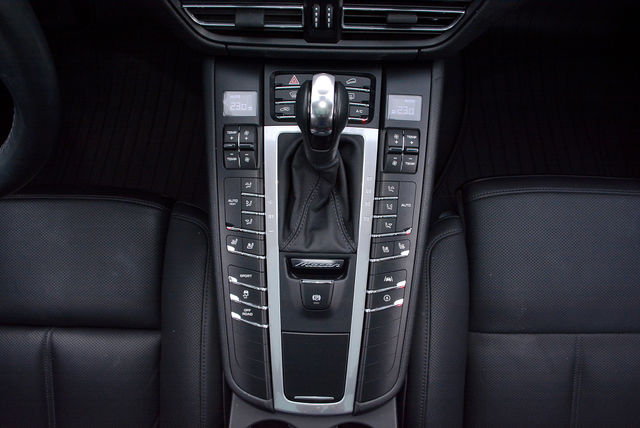 PORSCHE保時捷 MACAN  第15張相片