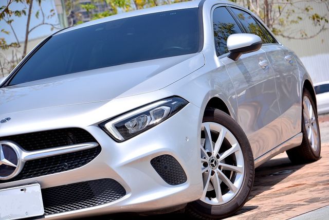 M-BENZ賓士 A200  第6張相片
