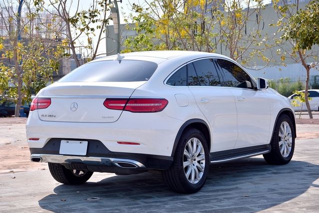 M-BENZ賓士 GLE COUPE  第2張相片