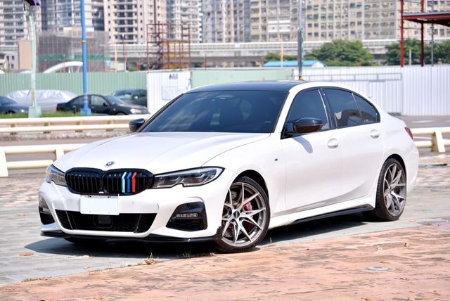 BMW寶馬 330I M SPORT  第1張相片