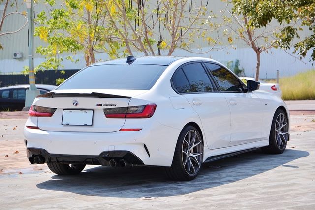 BMW寶馬 330I M SPORT  第2張相片